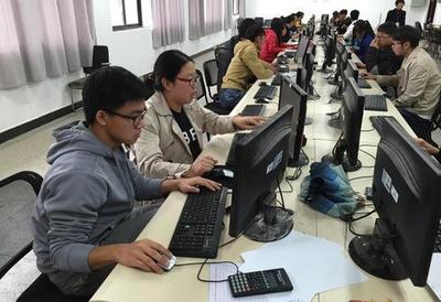 最適合貧困生報考的4個大學專業，就業前景廣闊，薪資優厚